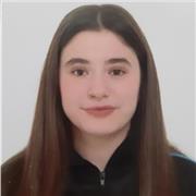 Chica capacitada para ayudar a todo tipo de alumnos que necesiten ayuda (Sin experiencia como profesora previa)